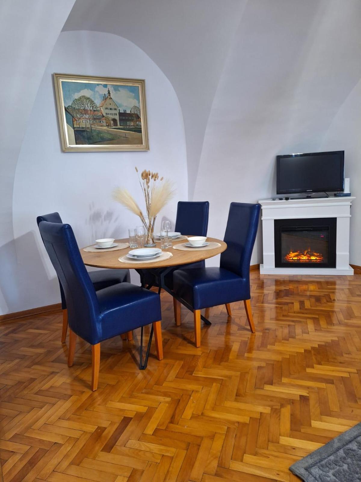 Classy View - Panoramic Sibiu Suite Exteriör bild